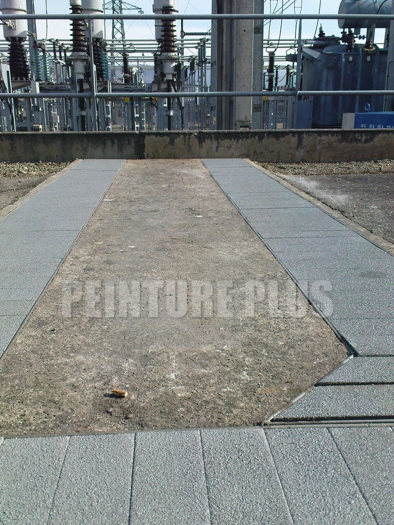 Traitement antidérapant de plaque acier - Poste RTE Bezaumont